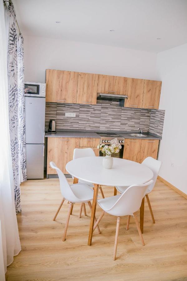Krásná Lípa Apartmany Hejdukovi מראה חיצוני תמונה